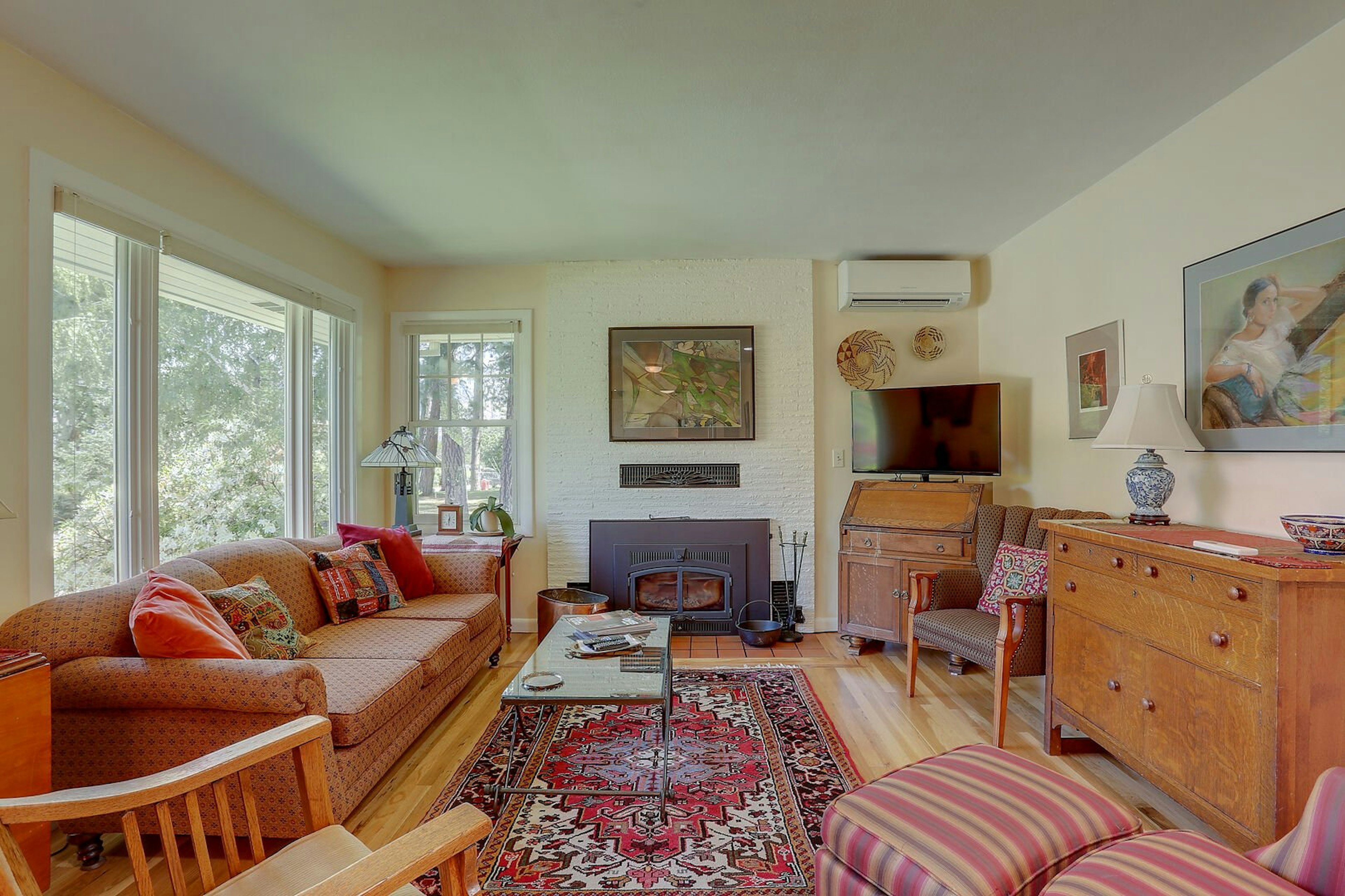 Living Color Cottage 1