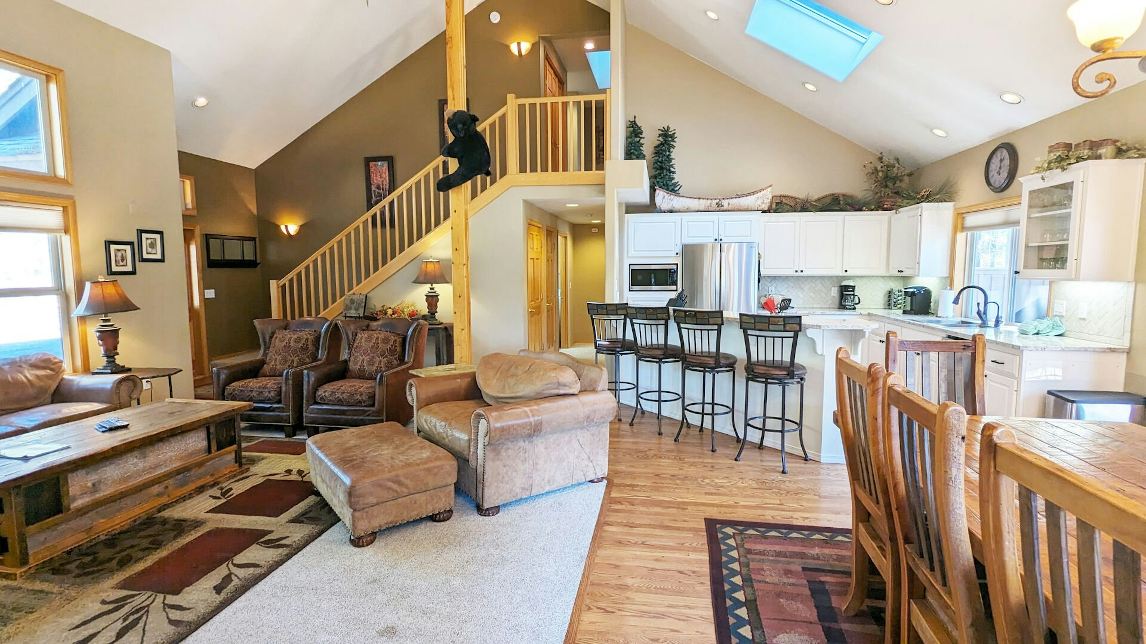 McNary 20 - Open Concept Living, Dining, Kitchen