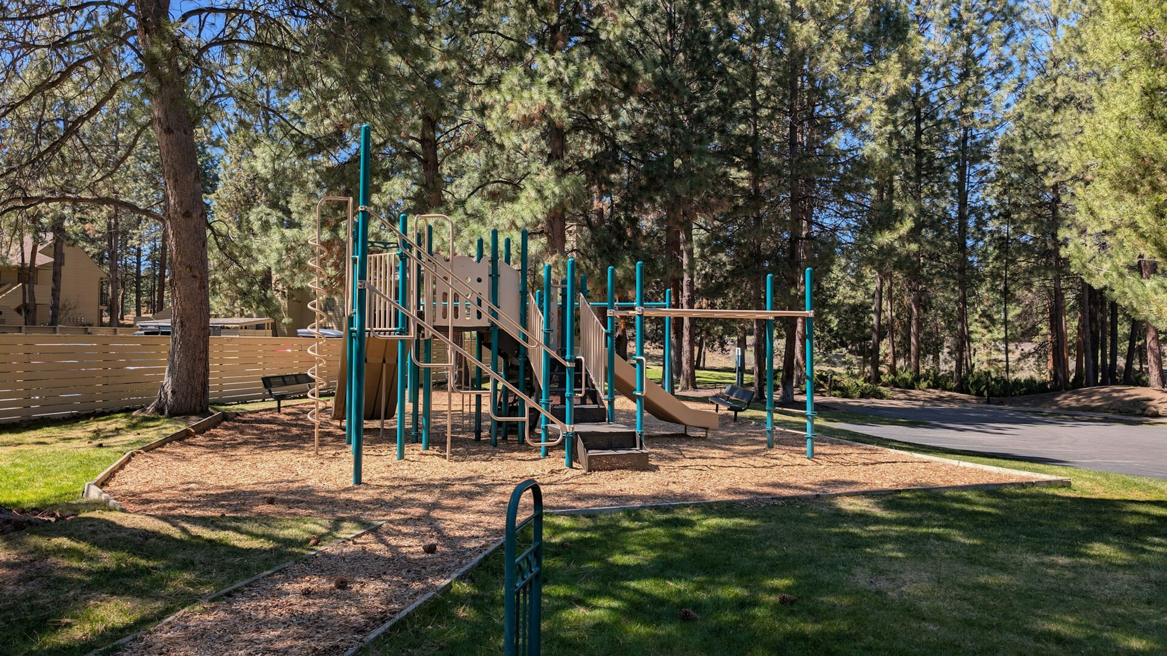 Mt Bachelor Village 324B - Playground