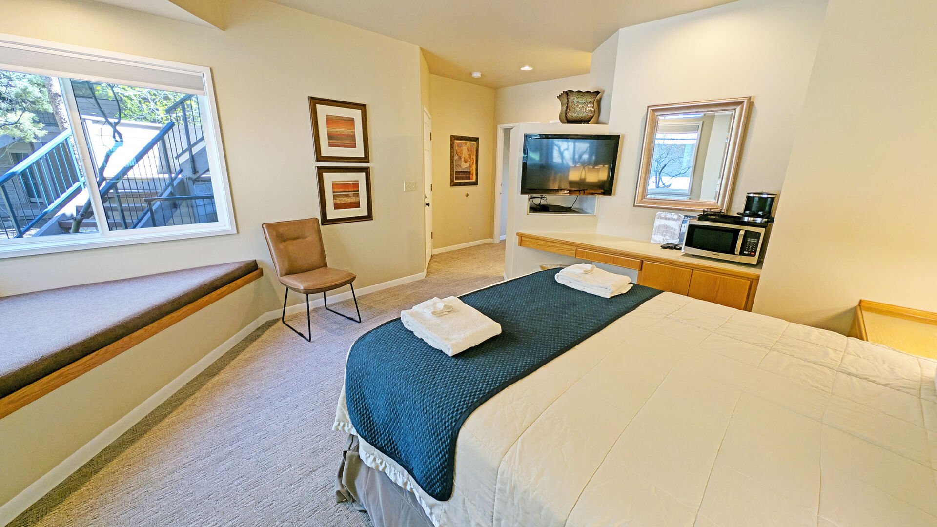 Mt Bachelor Village 328 B photo 1