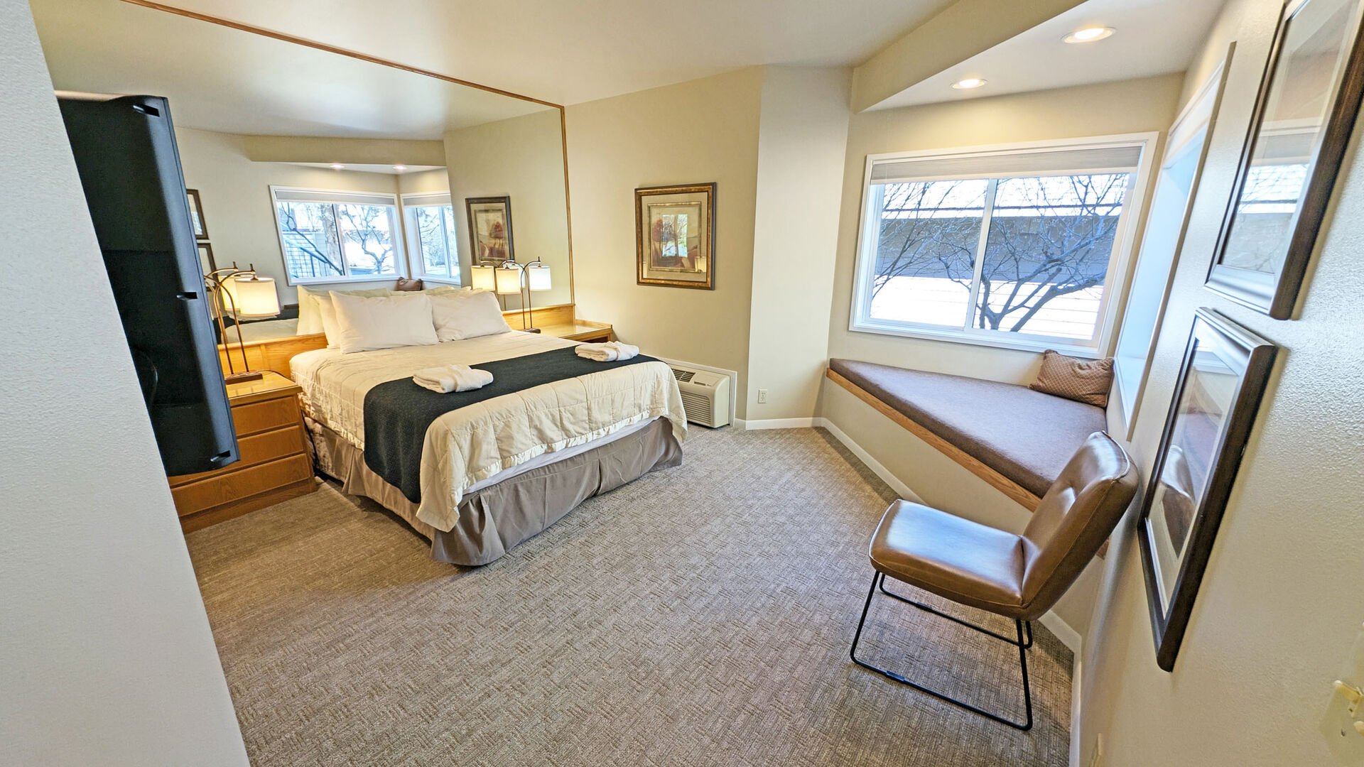 Mt Bachelor Village 328 B photo 2