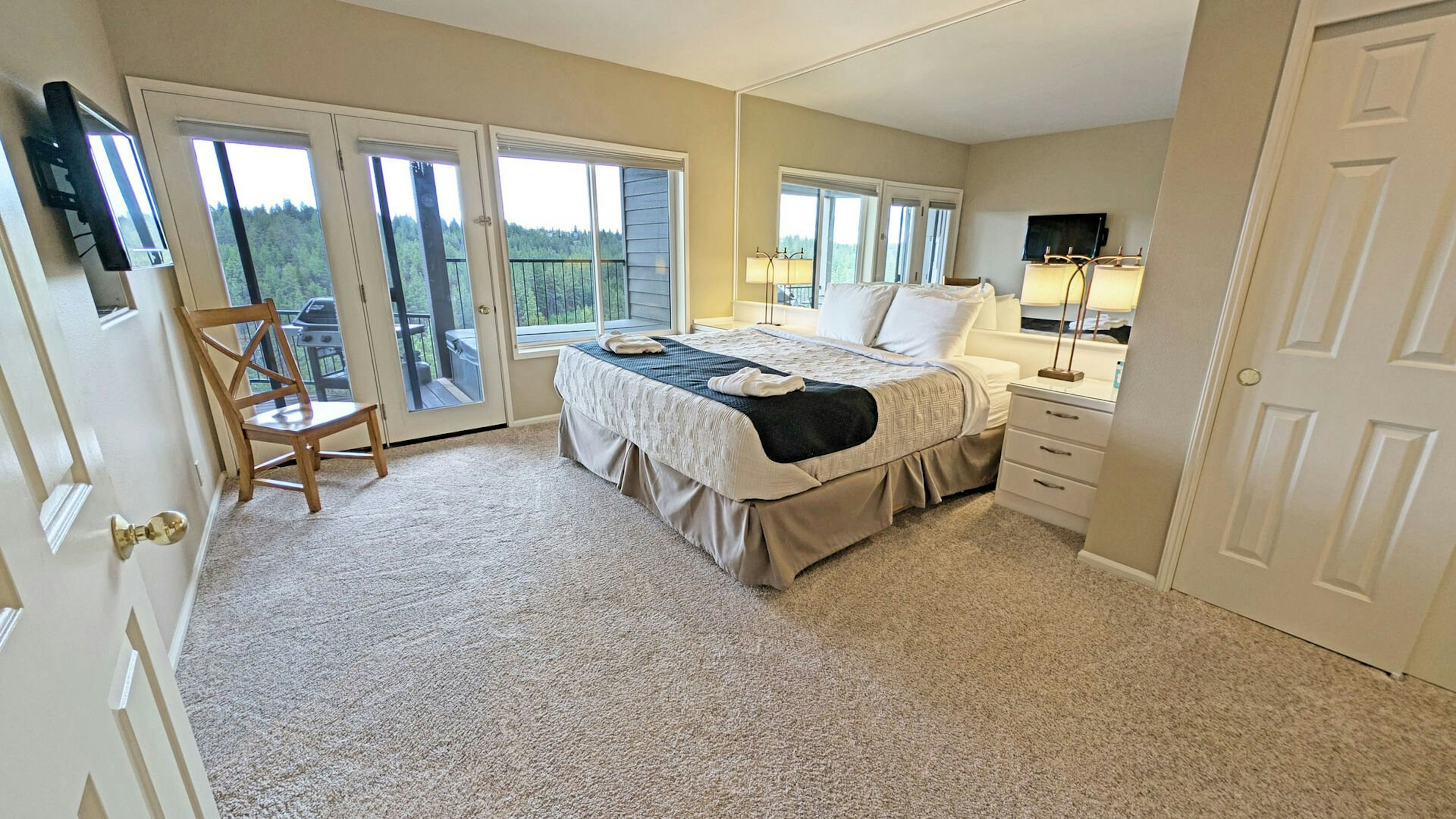 Mt Bachelor Village 332 - Bedroom 1