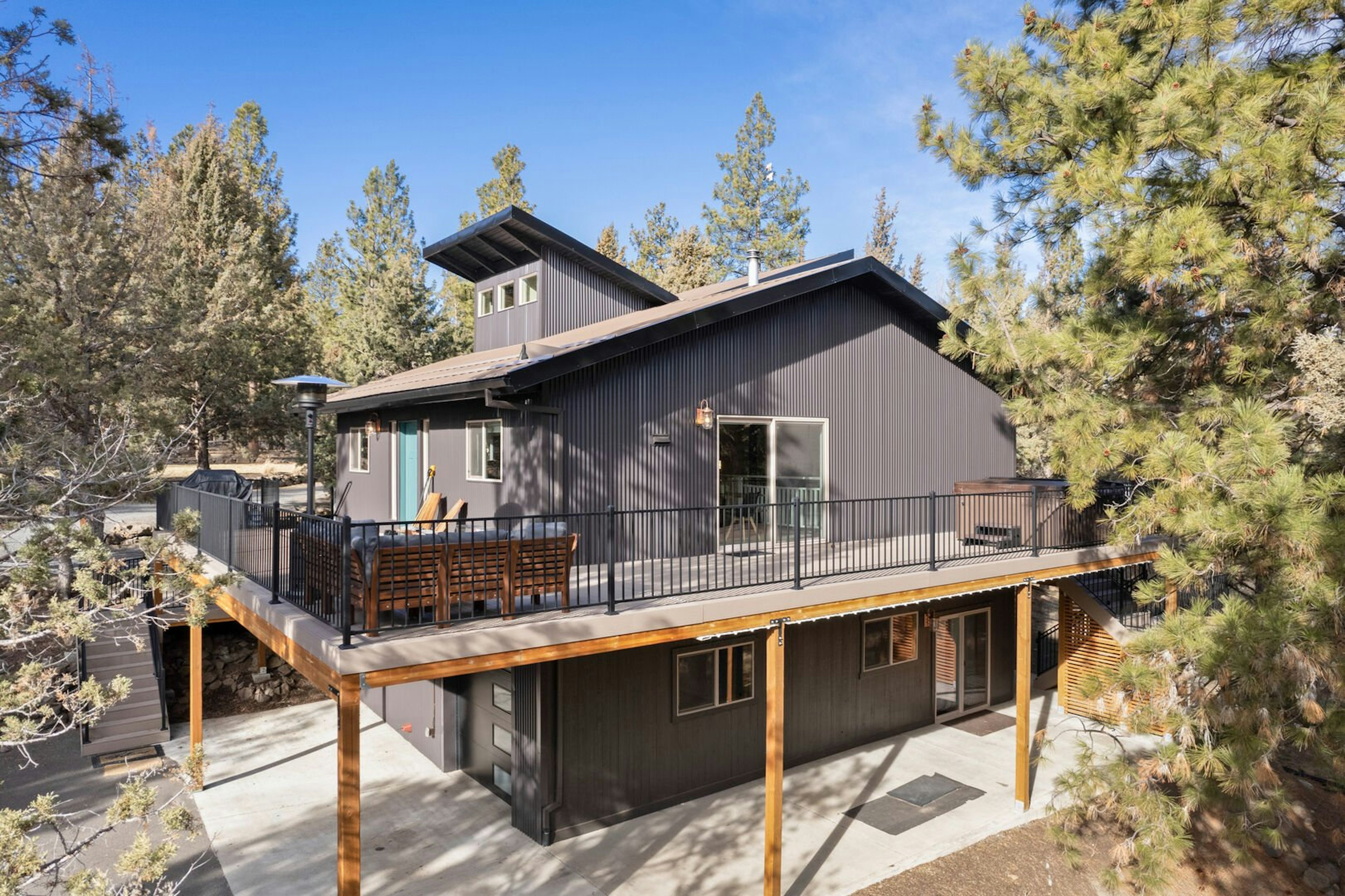 Pine Knoll 1