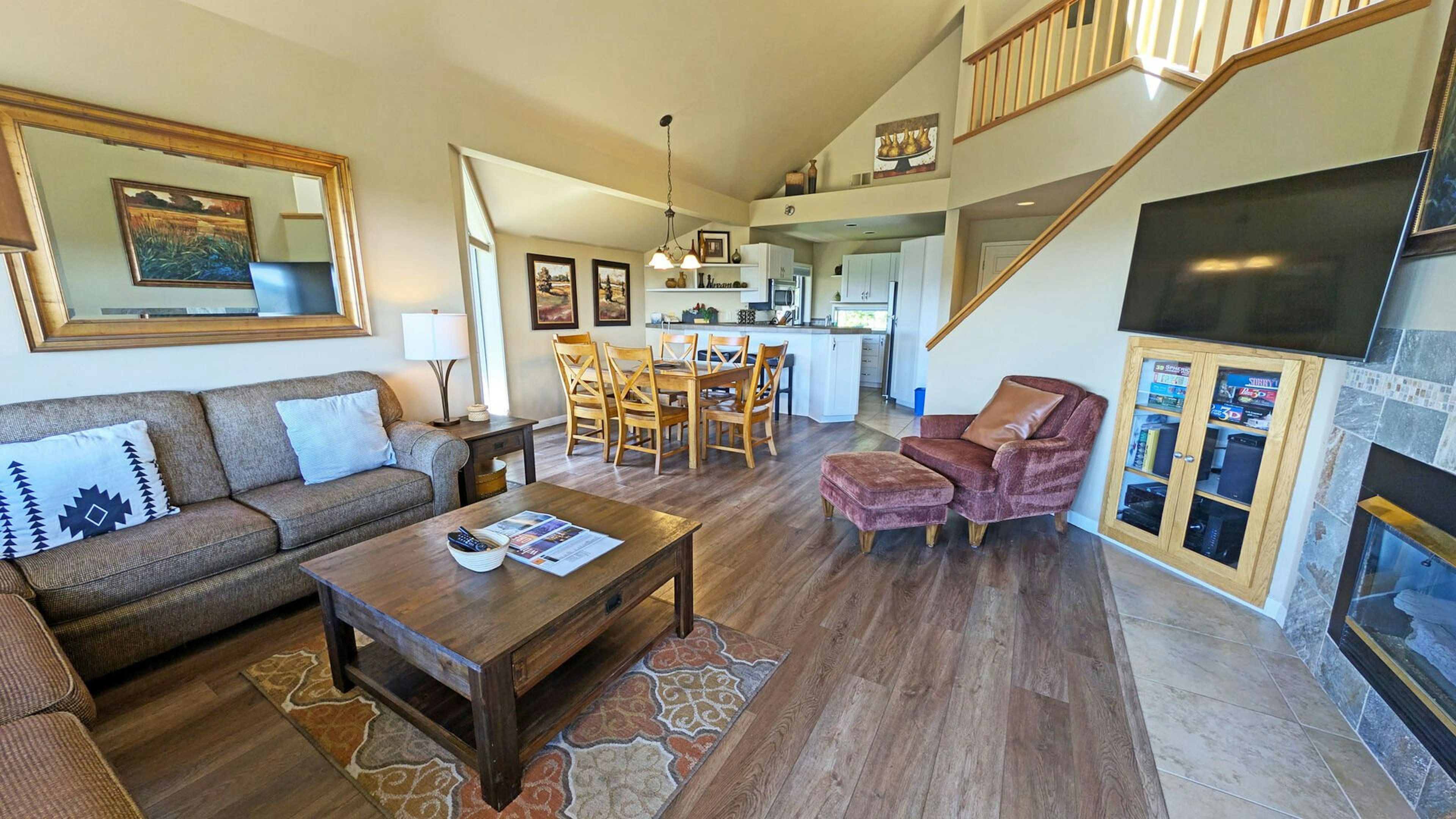 Mt Bachelor Village 423A - Living, Dining, Kitchen