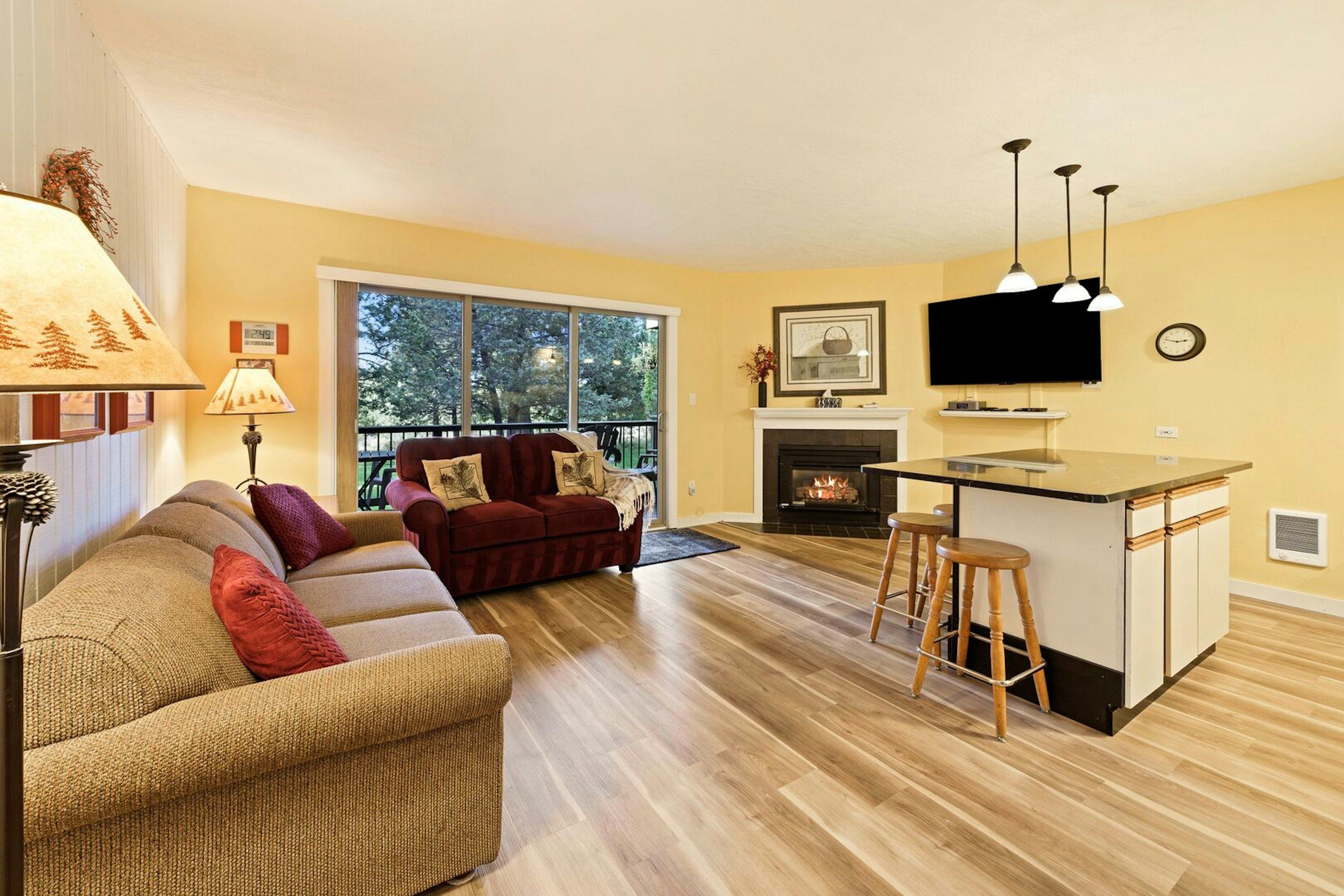 Ski Condo 138 - Main Area