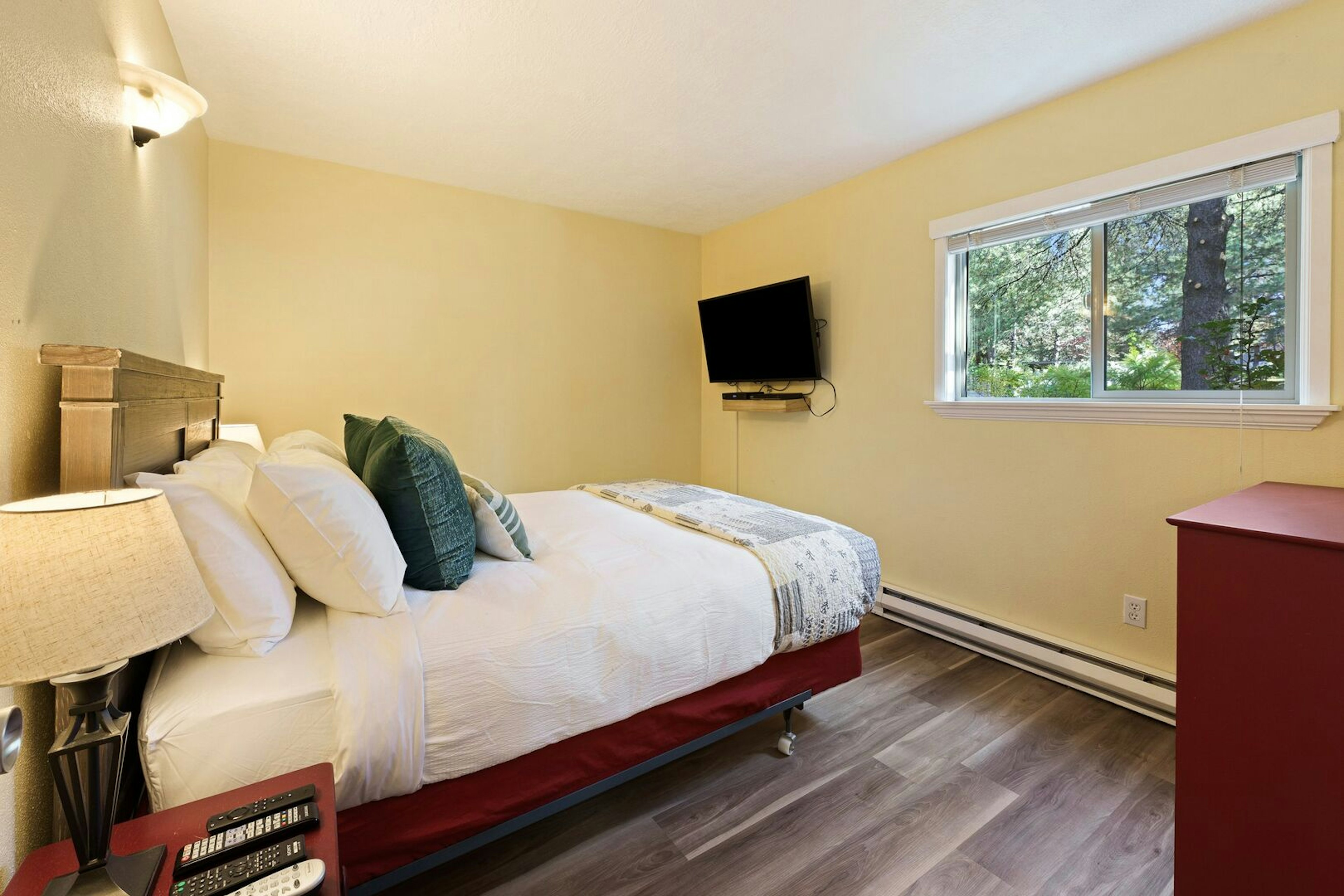 Ski Condo 138 - Bedroom