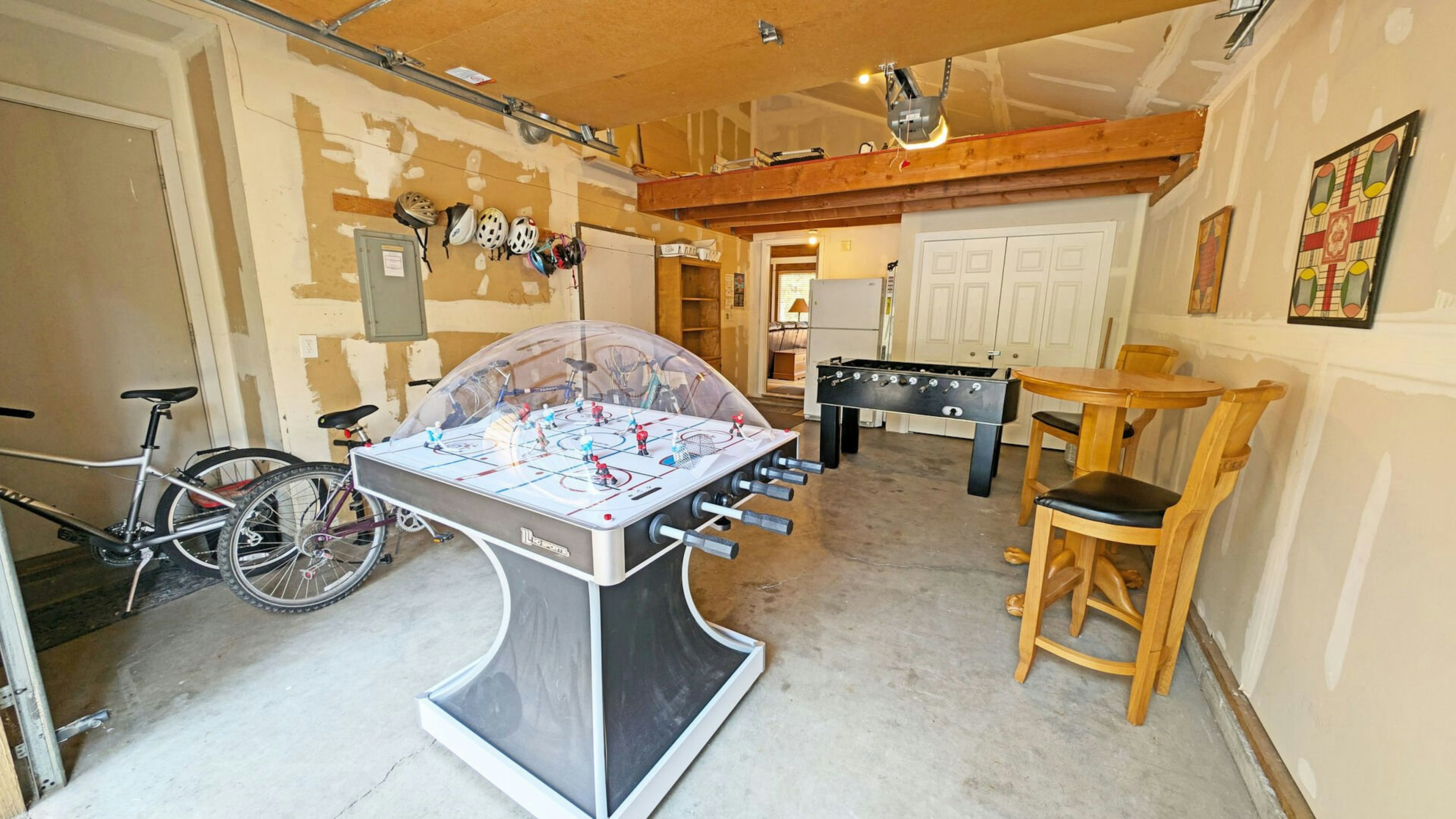 Tamarack 8 - Garage Game Room