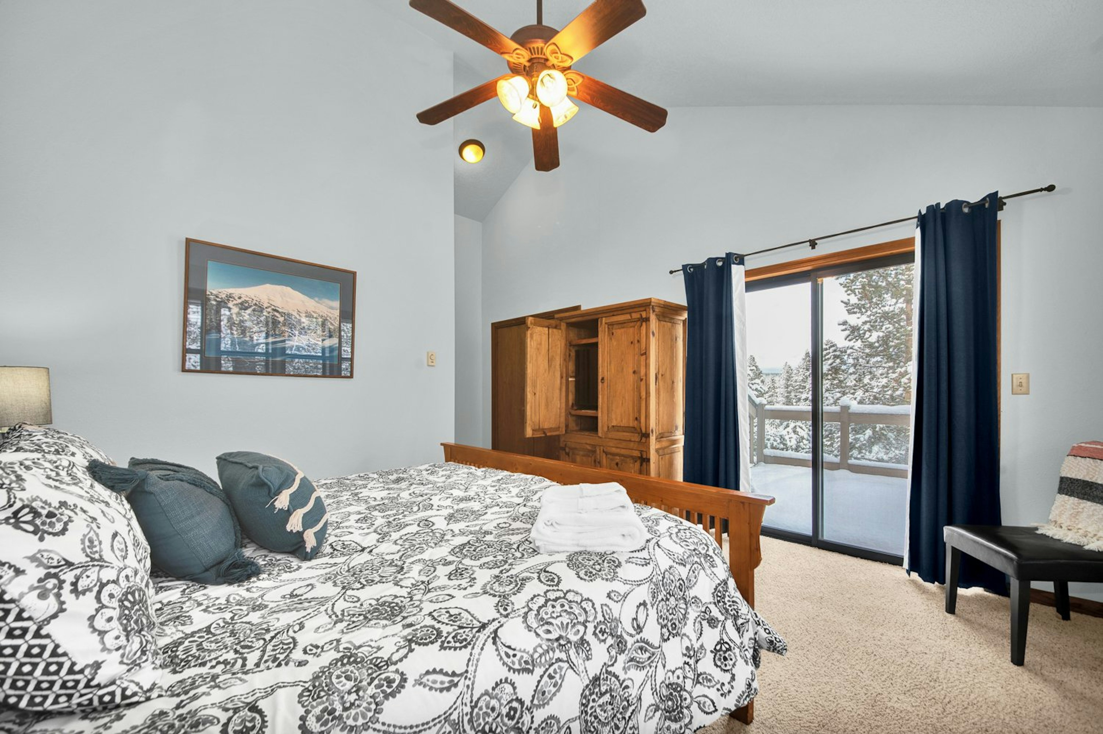Yellow Pine 10 -  Upstairs Primary Bedroom