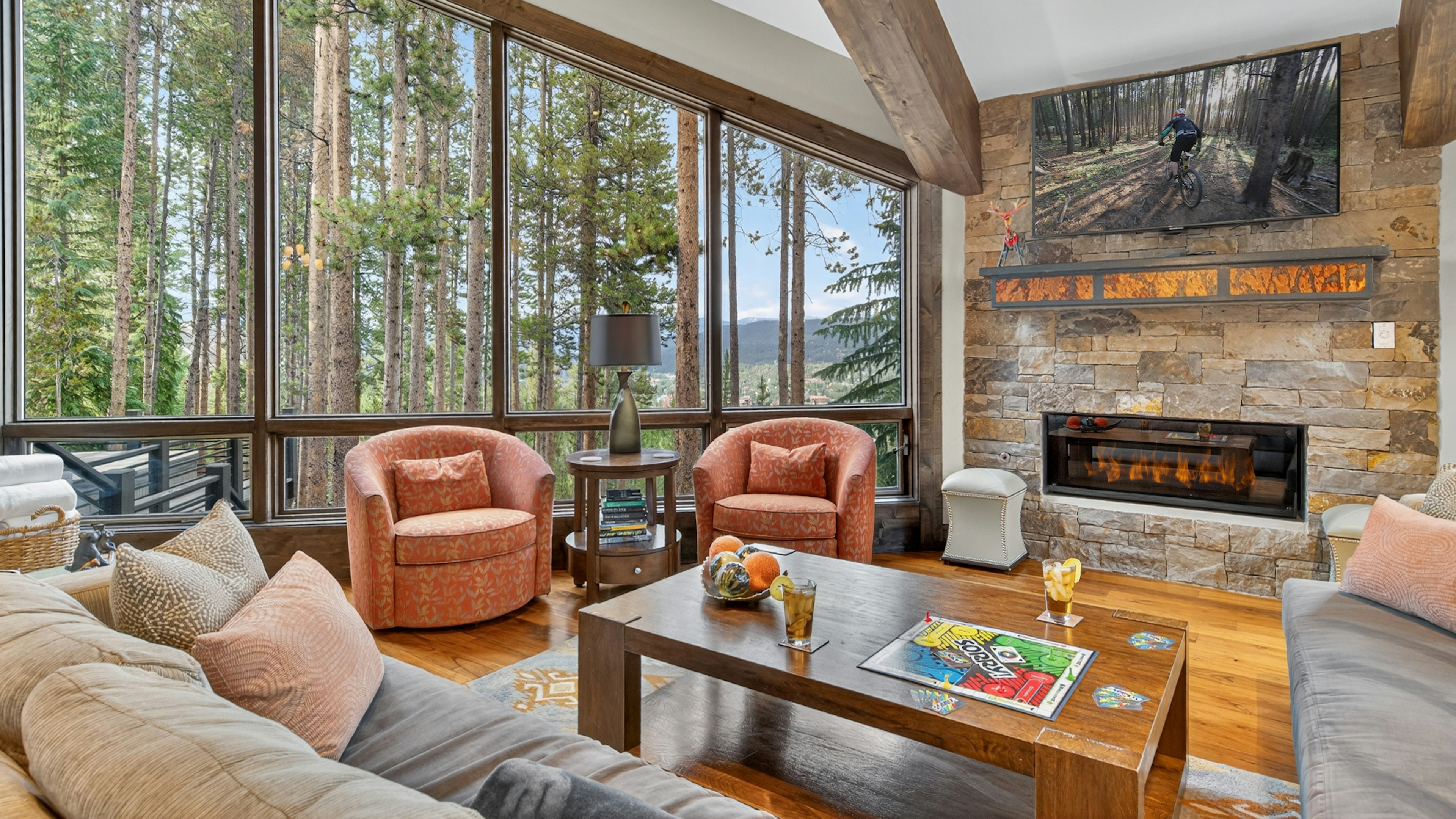 Grand Vista Lodge 1