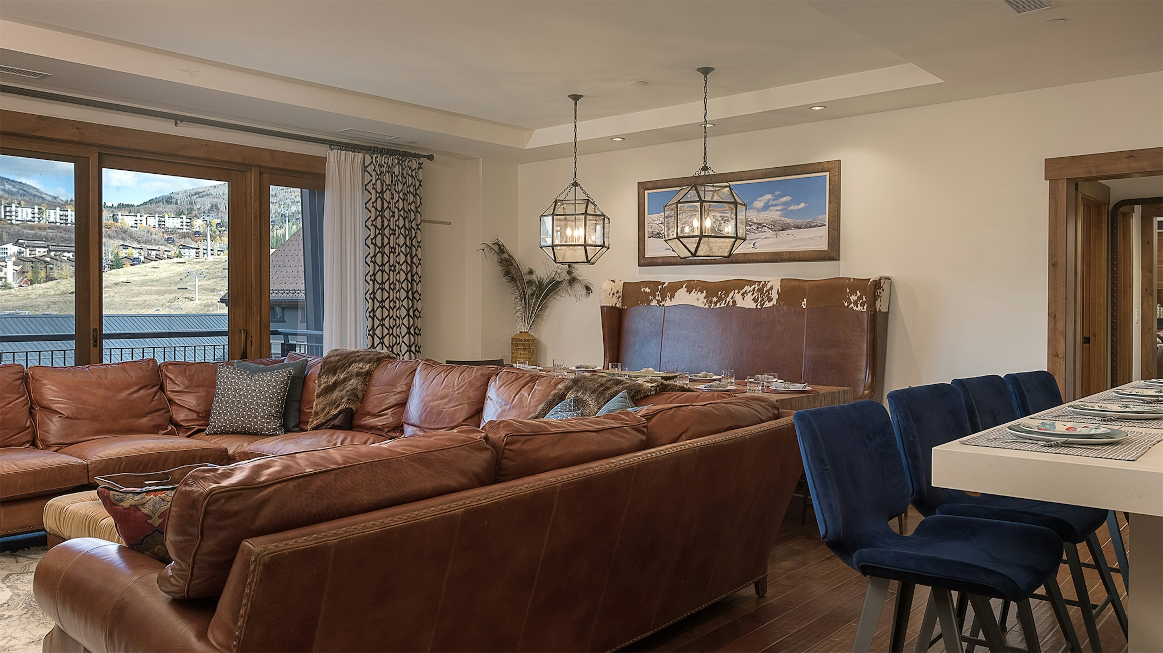 Great Room, Main Level - Plentiful seating for your whole group