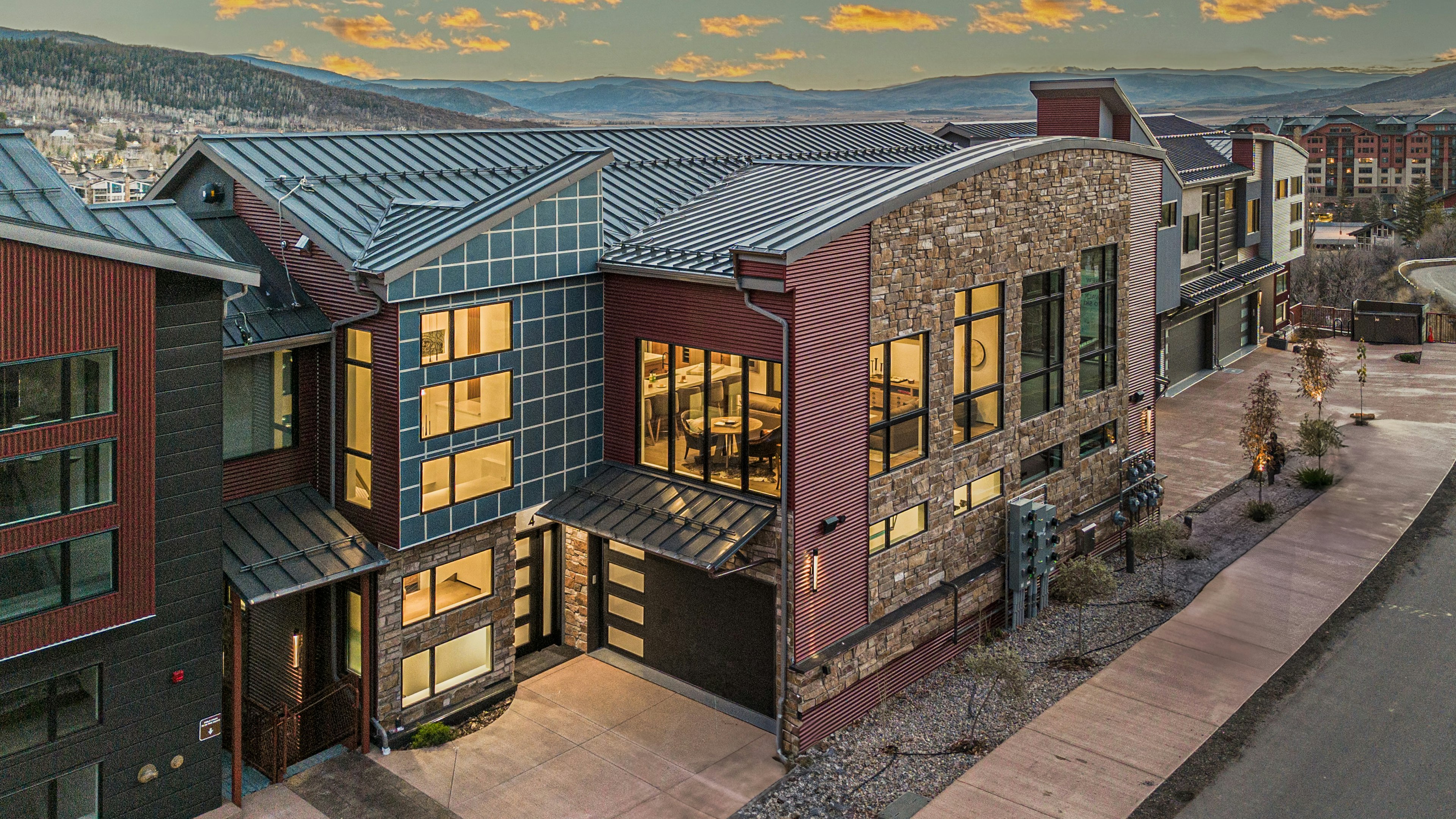 Crescendo Crest, photo 3