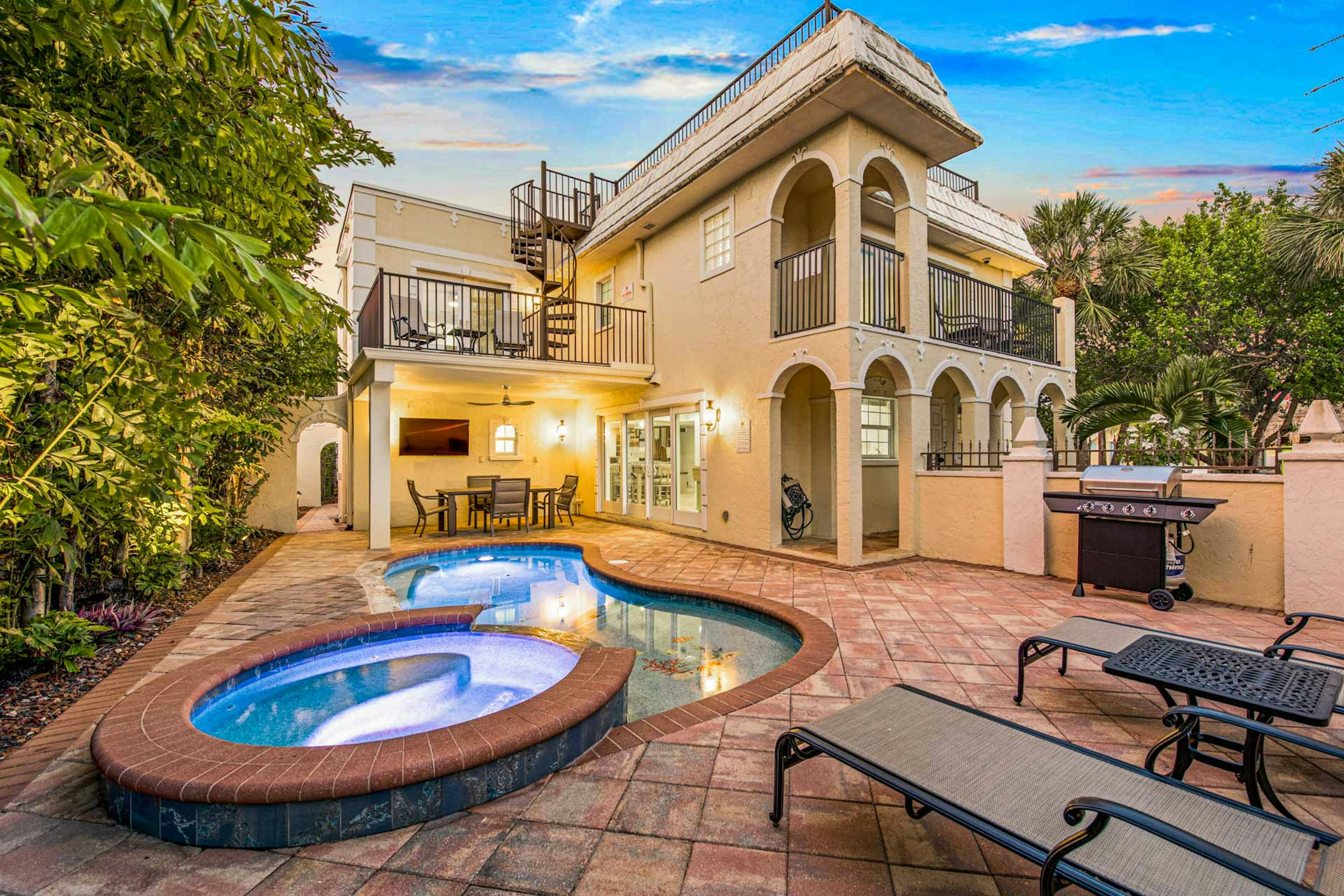 Casa Siesta by Siesta Key Luxury Rental Properties