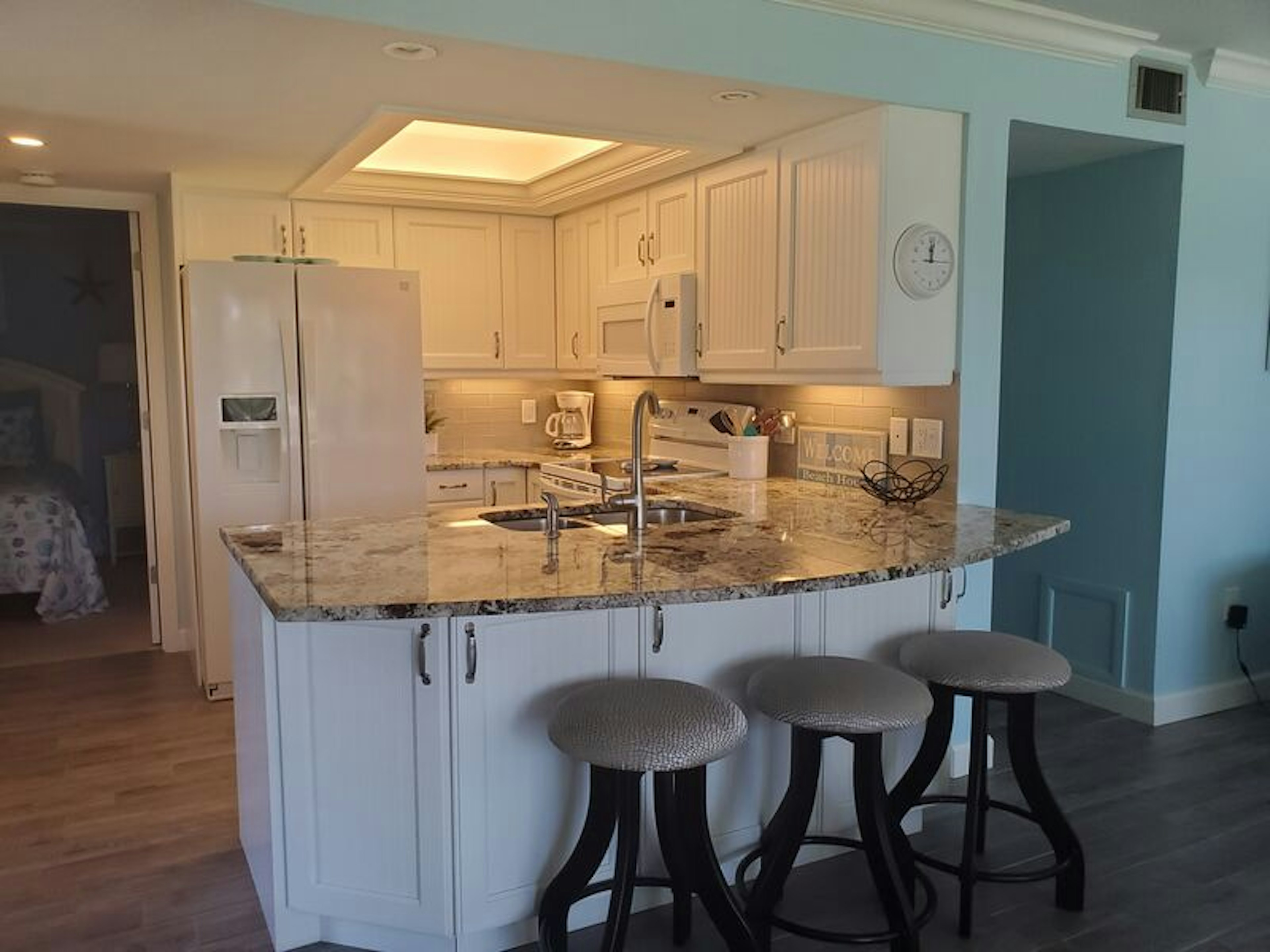 Midnight Cove II 715F, photo 3