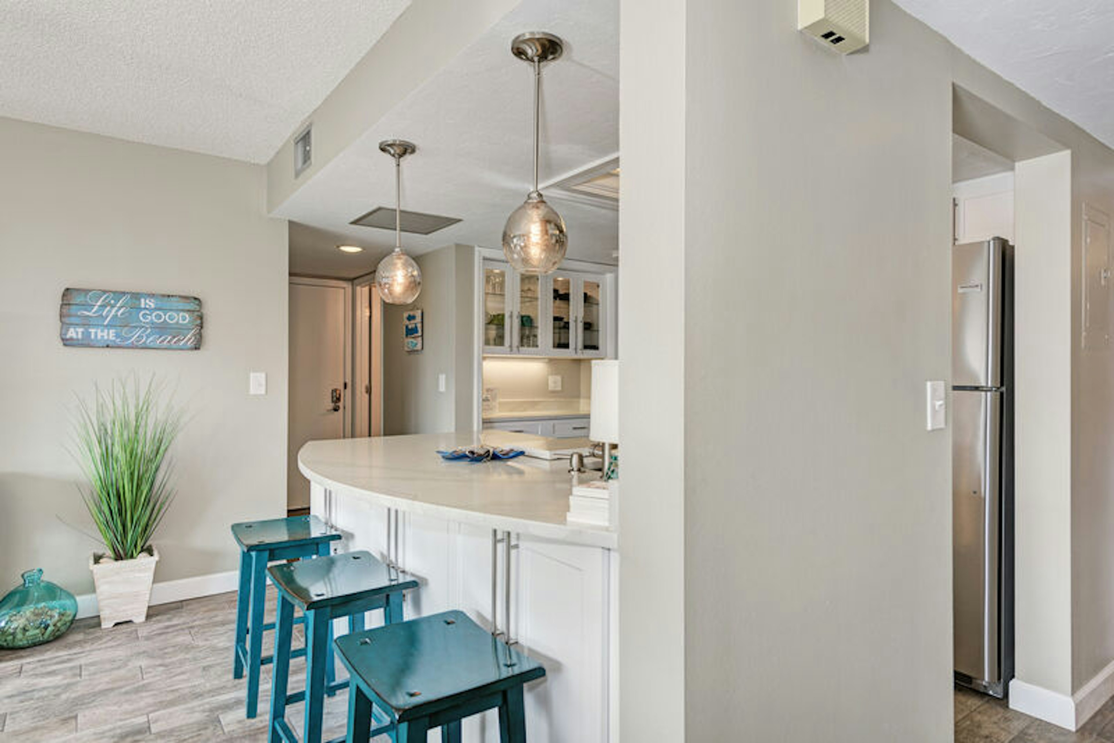 Midnight Cove II 733F, photo 3