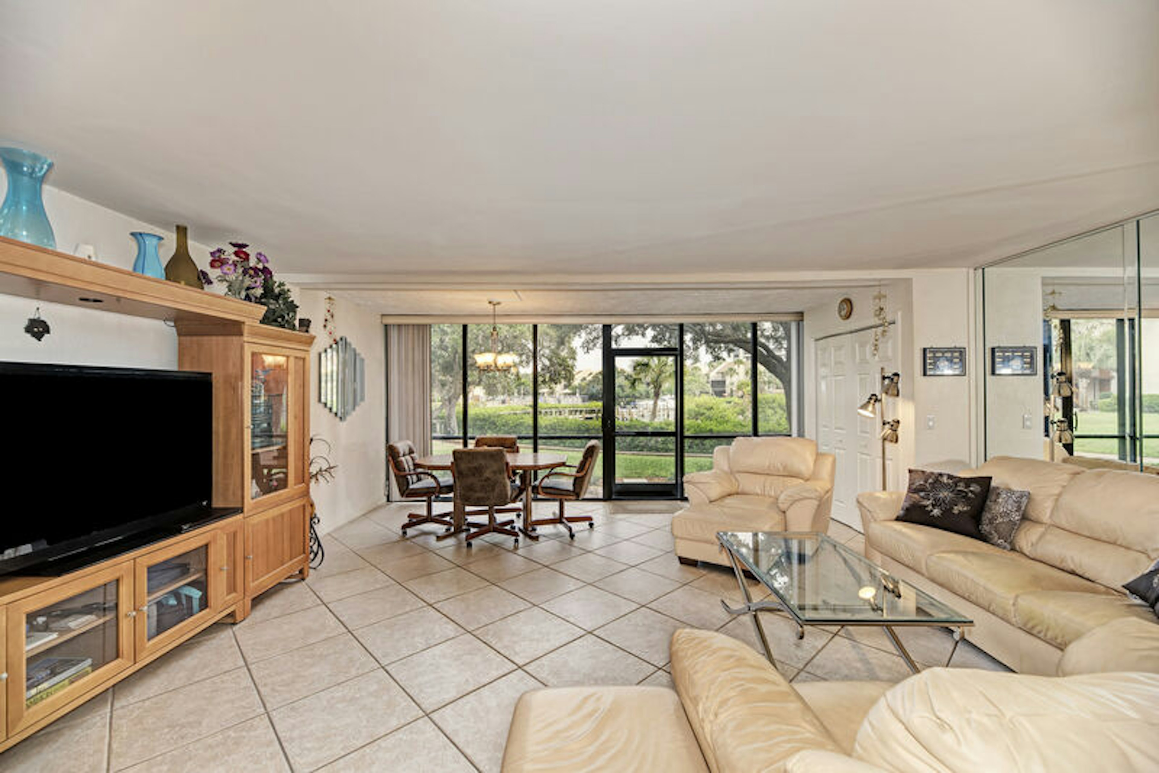 Midnight Cove II 810F, photo 4