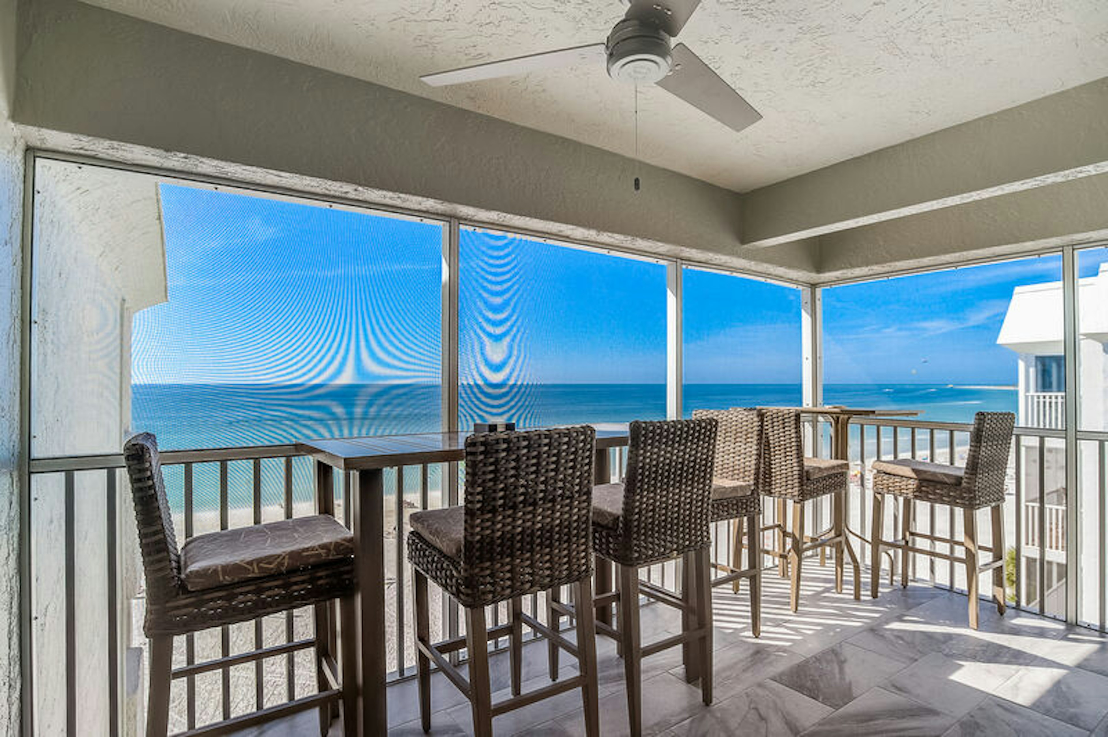 Screened-In Lanai with chairs
