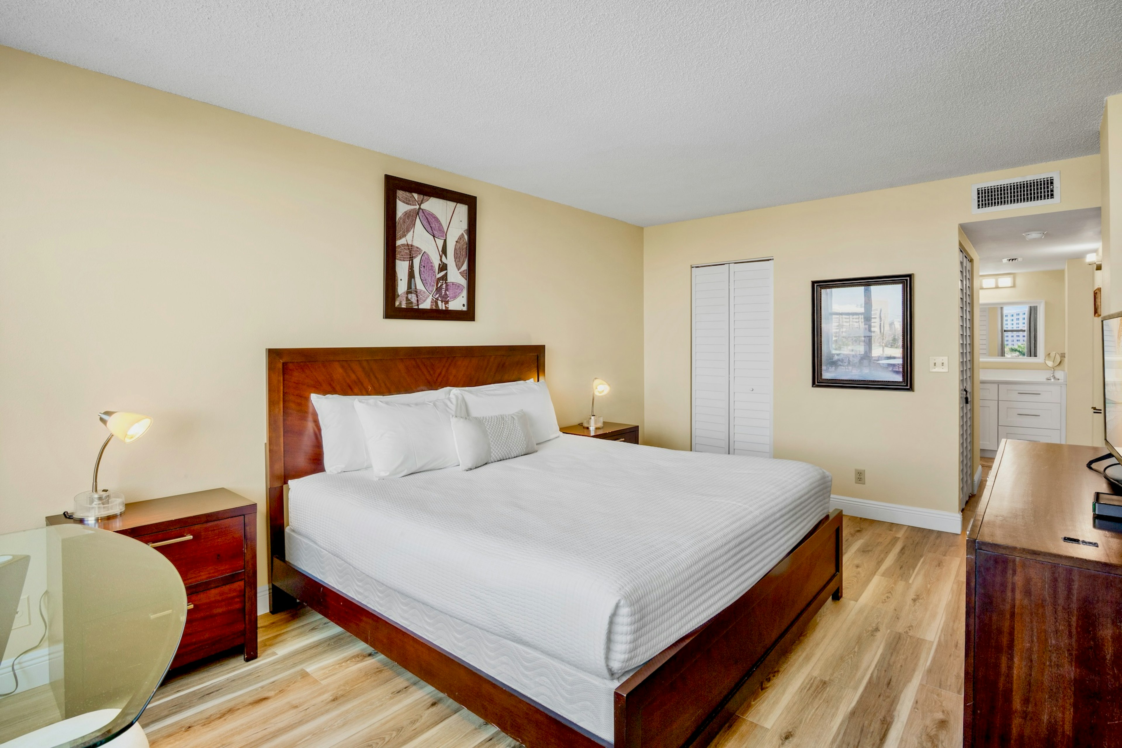 Primary Bedroom, King