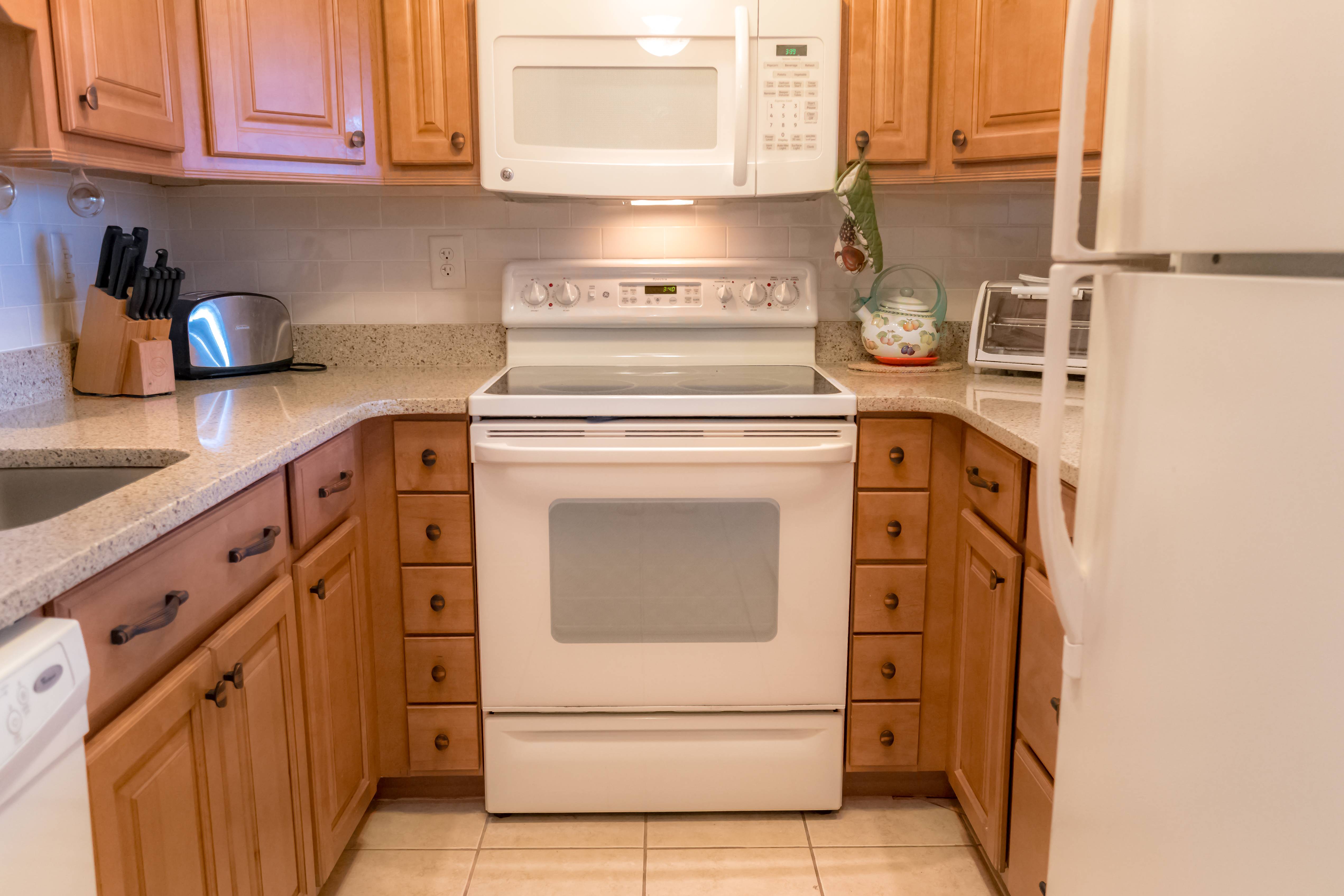 Harbor Towers 614 photo 5