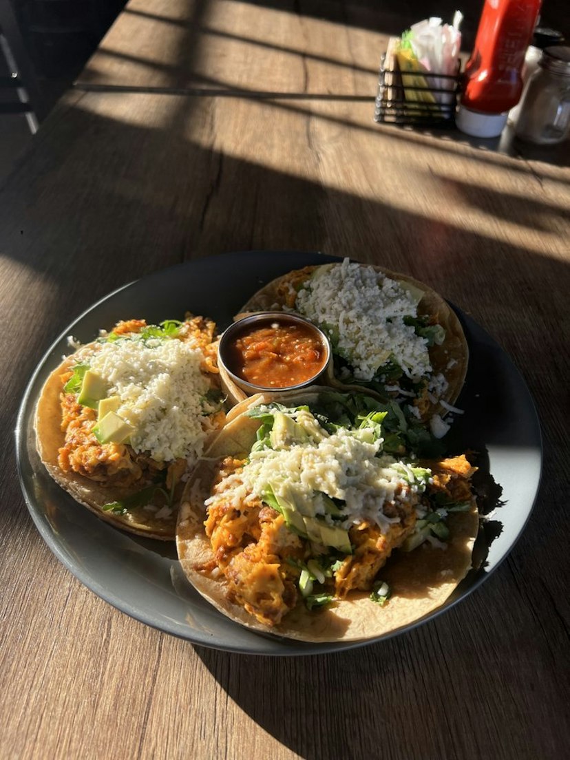 Oaks Eatery image 2