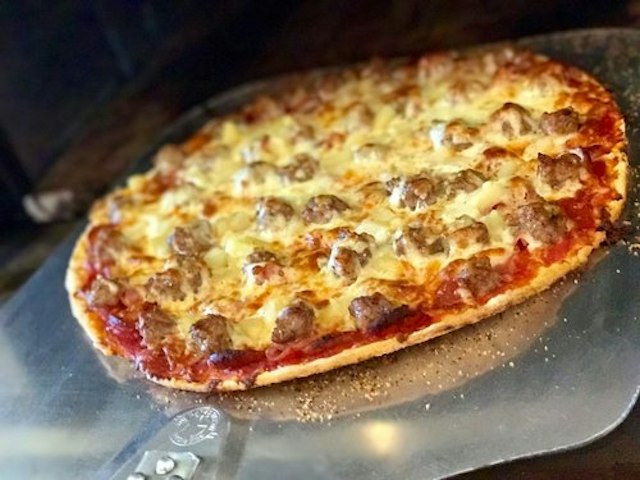 Villa Nova Pizzeria image 3