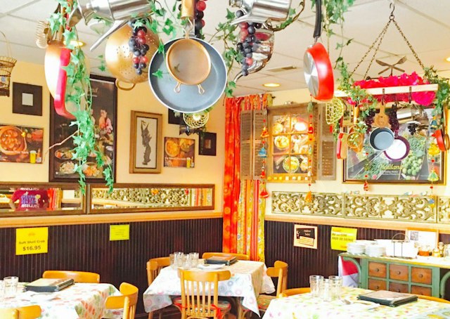 Ban Thai Cuisine image 2