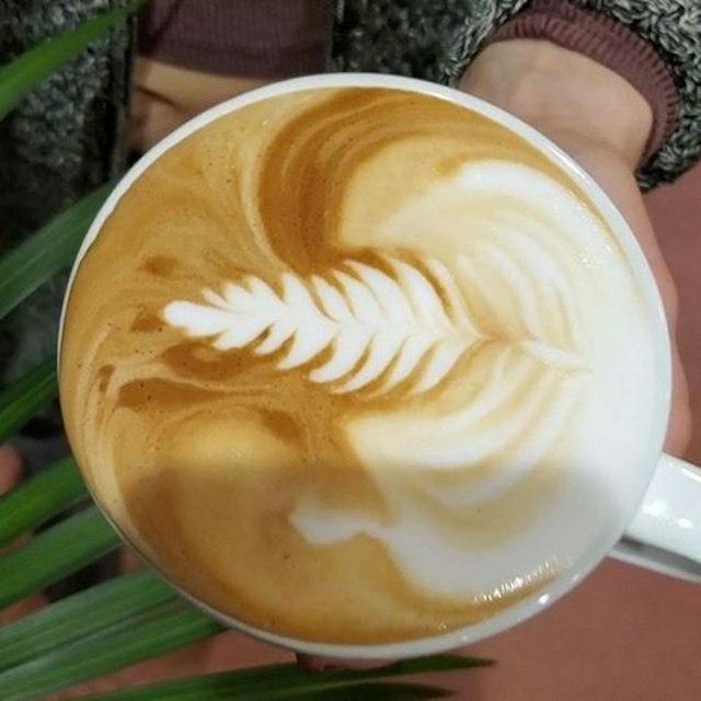 Cliffords Coffee Canal image 2