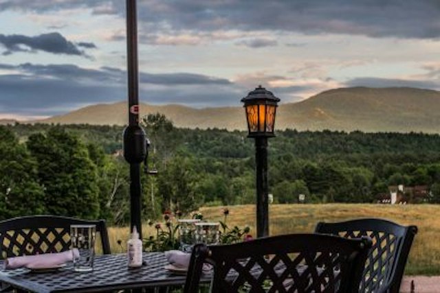 Bistro at Ten Acres image 9