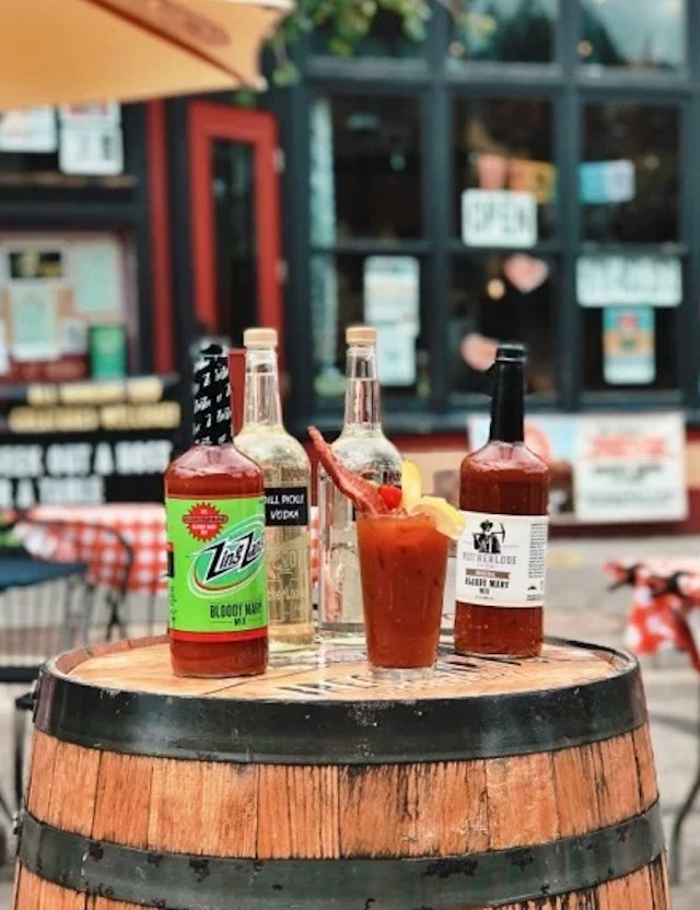 Motherloaded Tavern image 7