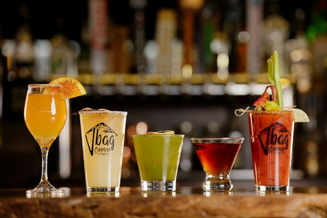 Village Bar & Grill Sunriver image 6
