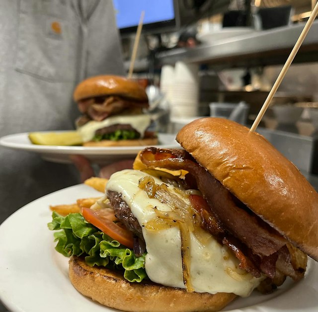 Wallow Bar & Grill image 3