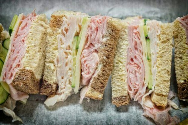 Anna's Deli & Restaurant image 4