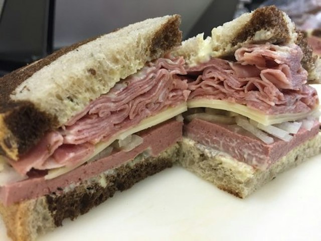 Anna's Deli & Restaurant image 3