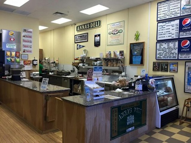 Anna's Deli & Restaurant image 8