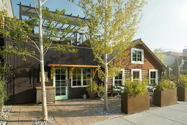 Coe Tavern image 2