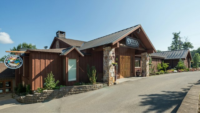 Dutch's at Silver Tree image 3