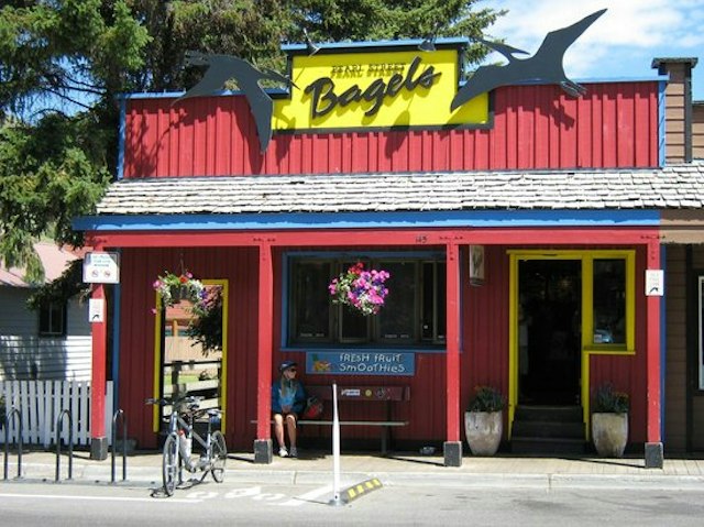 Pearl Street Bagels image 2