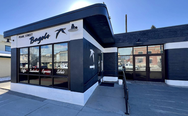 Pearl Street Bagels image 4