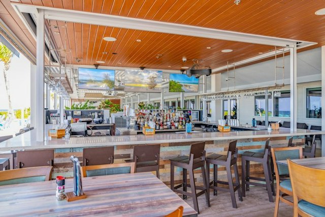 Beach House Restaurant image 2