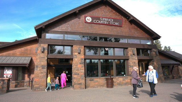 Sunriver Country Store image 2