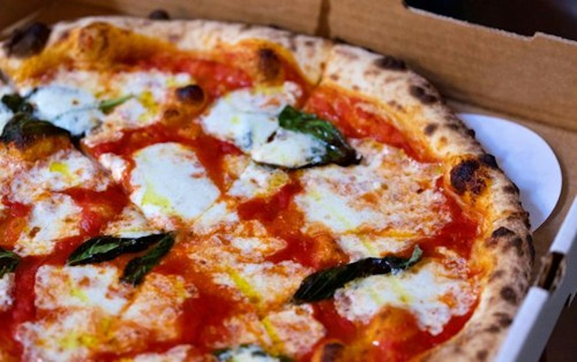 Ken’s Artisan Pizza image 1