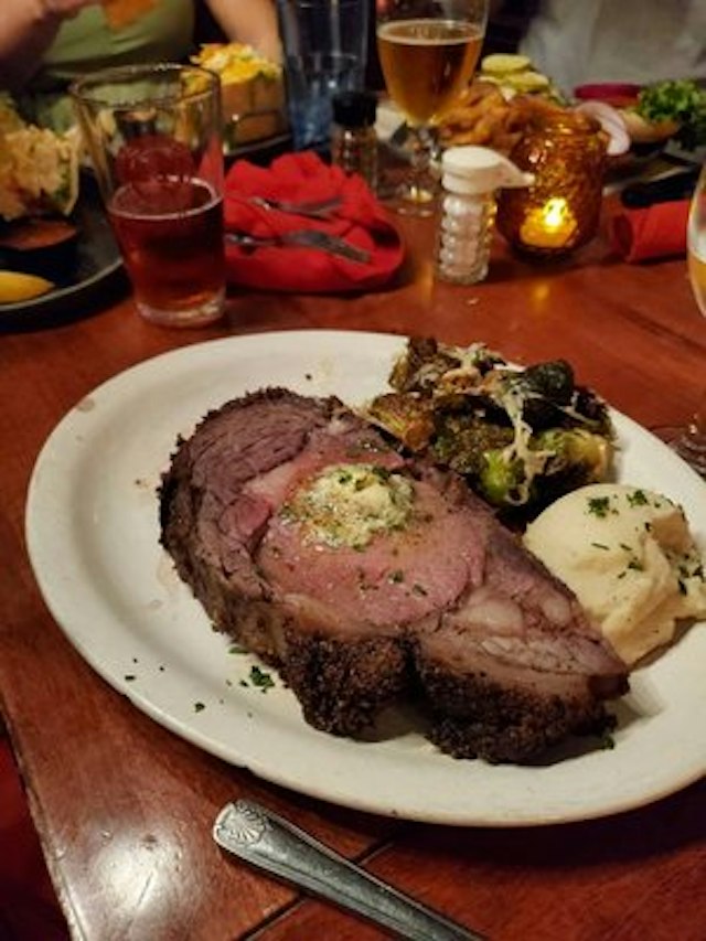 Harry’s Grill image 1