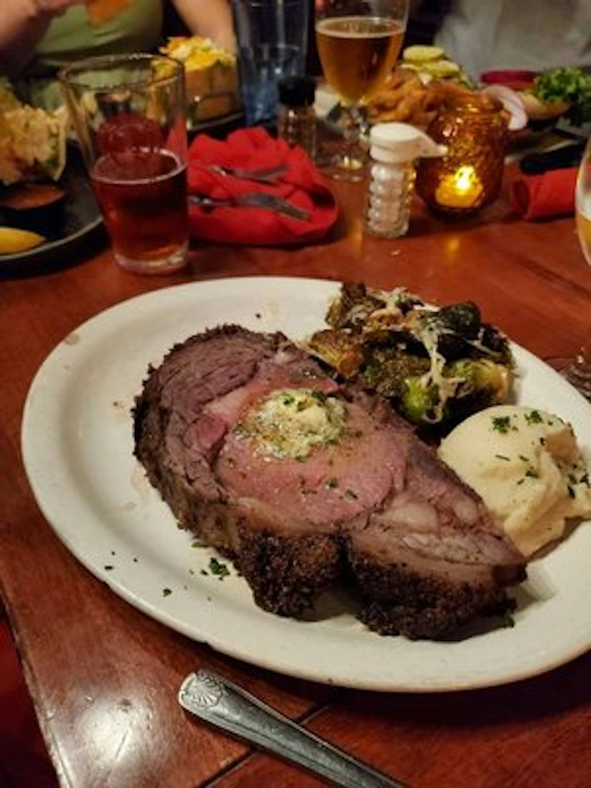 Harry’s Grill image 1