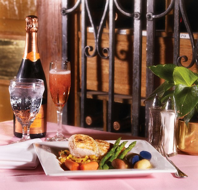 Pepi's Restaurant & Bar image 3