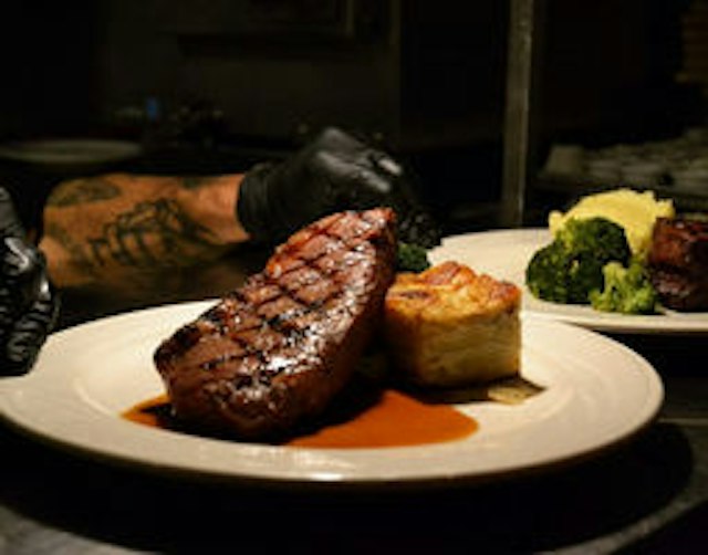 Russell's Steak & Seafood image 3