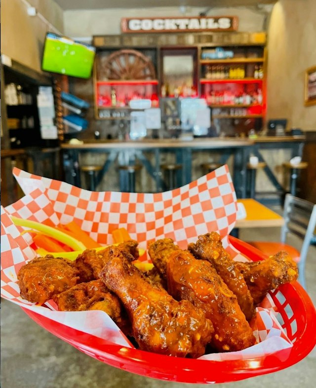 Corner Store Pub & Grill image 4