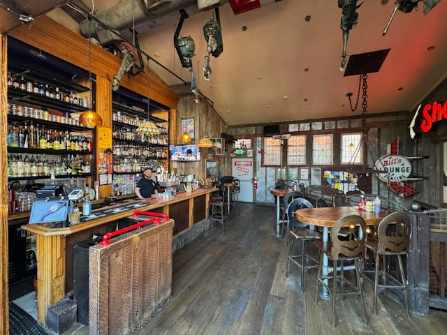 No Name Saloon & Annex Burger image 5