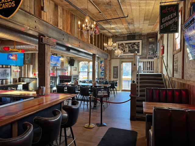 No Name Saloon & Annex Burger image 12