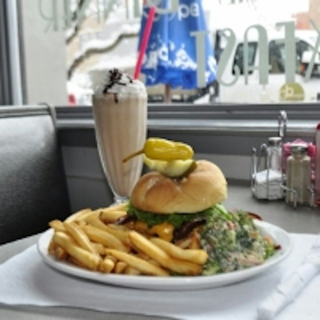 Johnny B. Good's Diner image 4
