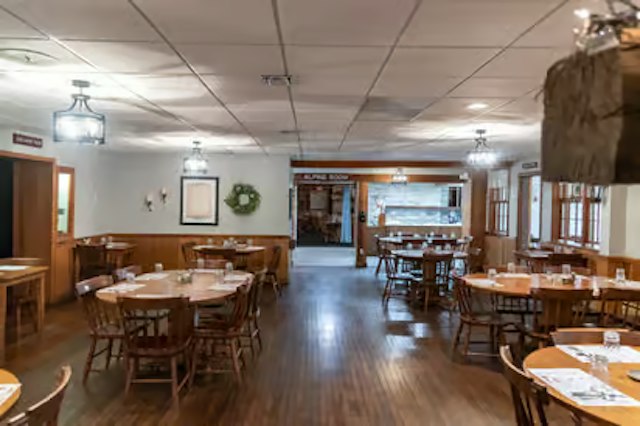 Penn Alps Restaurant & Craft Shop image 6