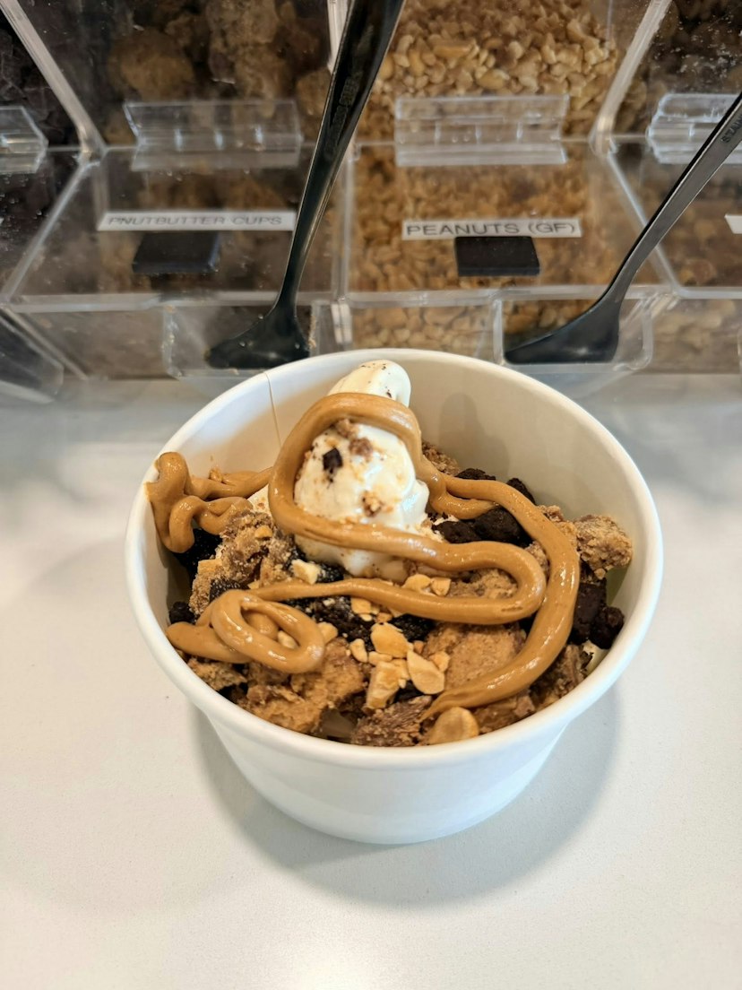 Anna Maria Island Frozen Yogurt & Acai image 1